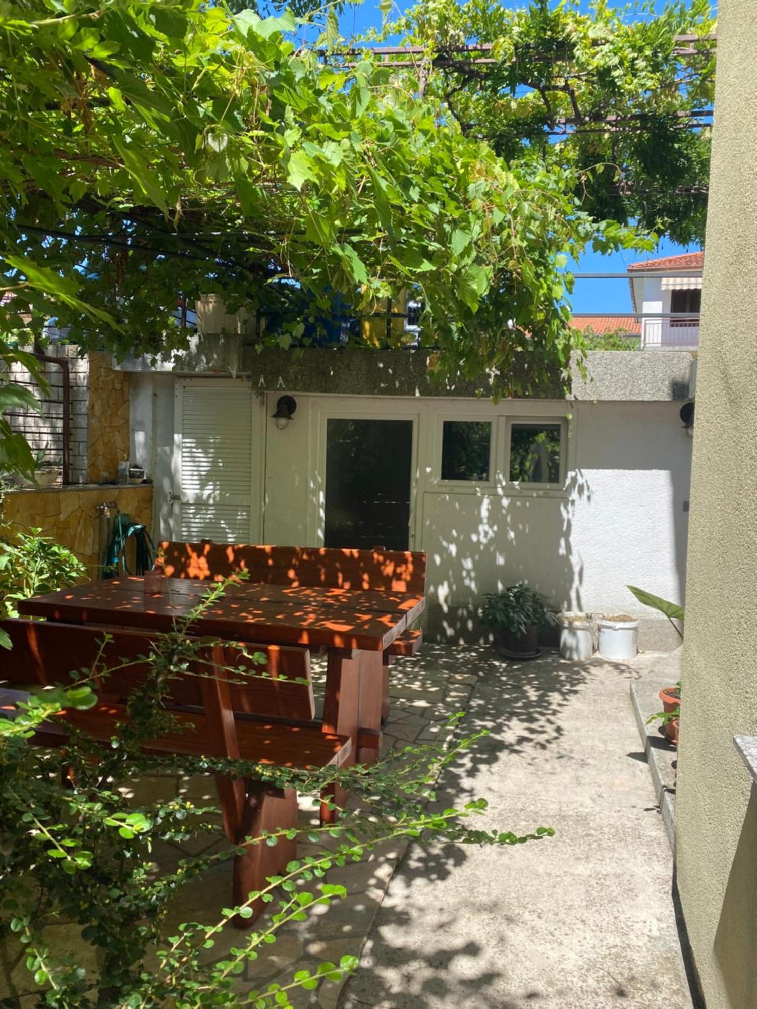 Apartments Topic & Krk Central Location Krk Town Dış mekan fotoğraf